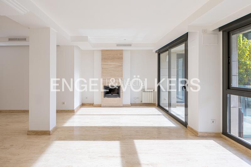 Foto a59754ef-ea40-4db3-a03f-4cb816b1dd2c. Appartement avec chauffage parking piscine dans Aravaca Madrid