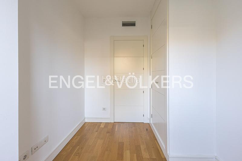 Foto ee65dc0a-57f4-4bac-80fd-ca970e3a6075. Appartement avec chauffage parking piscine dans Aravaca Madrid