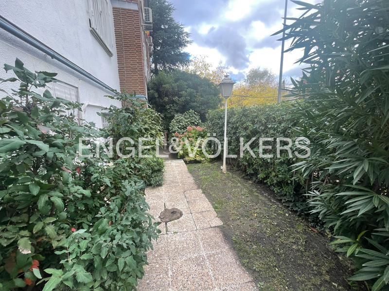 Foto 84c79dc2-4b6b-4167-aedf-876231e5e1e8. Affitto piccolo appartamento con riscaldamento parcheggio piscina in Madrid