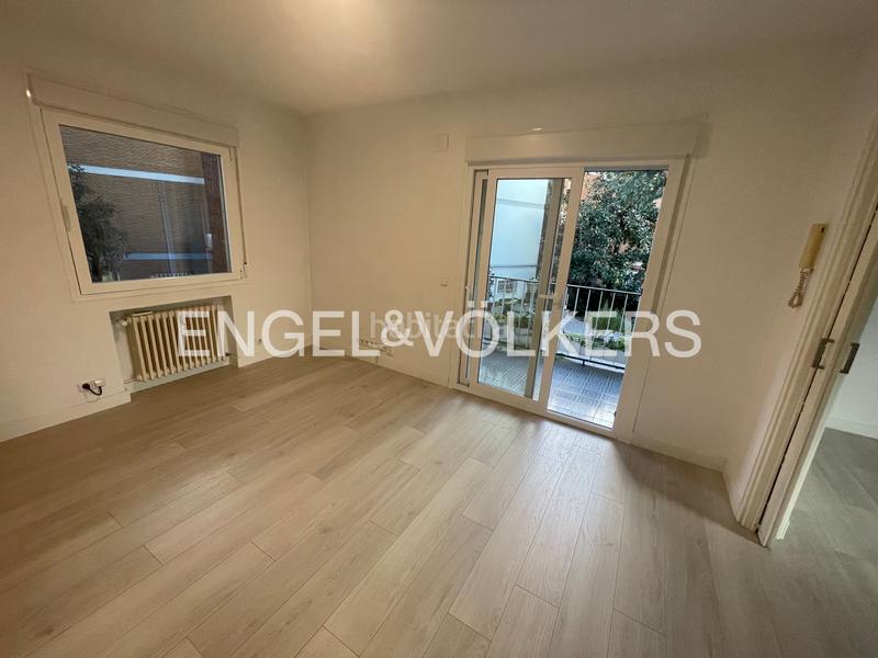 Foto 3060fa16-94f6-48ea-b10c-5c9399c9ceab. Miete appartement mit heizung parking pool in Concepción Madrid