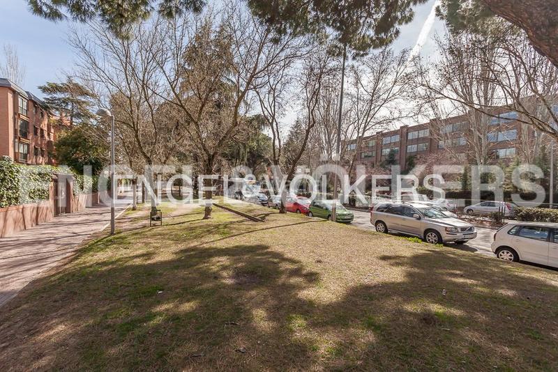 Foto a3435736-b7b4-4cbc-b1a1-df240e0f282e. Miete appartement mit heizung parking pool in Concepción Madrid