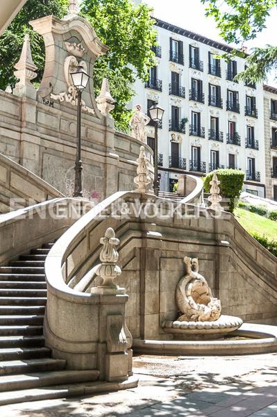 Foto 9f5abb1f-2377-48a3-8327-7f46b0479bca. Affitto attico con riscaldamento in Universidad-Malasaña Madrid