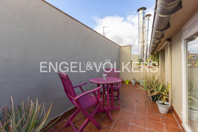Foto c53c62d7-460a-4de3-bf4f-50c3f73b39d7. Alquiler ático  duplex con terraza en malasaña en alquiler en Madrid