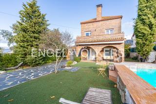 Haus in Fontenebro-Altavista. Unifamiliar reformado con máxima eficiencia energética en altavi