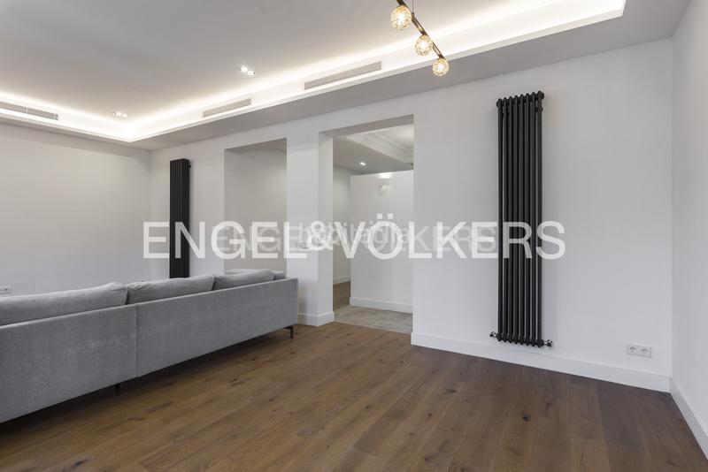 Foto a971c7c6-9ee3-48c0-bbc0-cc3e64ab4750. Lloguer apartament amb calefacció a Cortes-Huertas Madrid