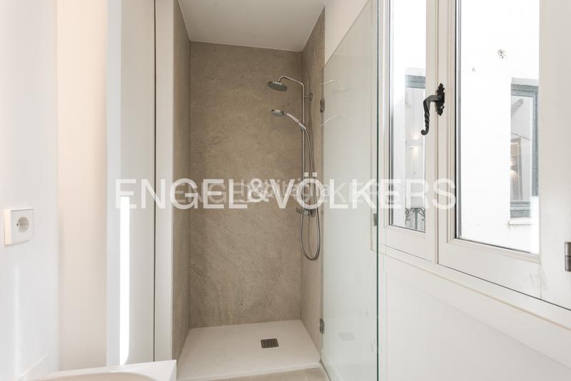 Foto ab6da1fd-68c7-4e6c-96f9-d7d90d1a1106. Location appartement avec chauffage dans Cortes-Huertas Madrid