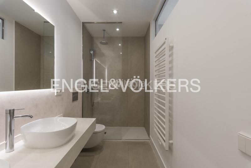 Foto c7f8353a-c679-47d4-8e39-ae4244b9f633. Location appartement avec chauffage dans Cortes-Huertas Madrid