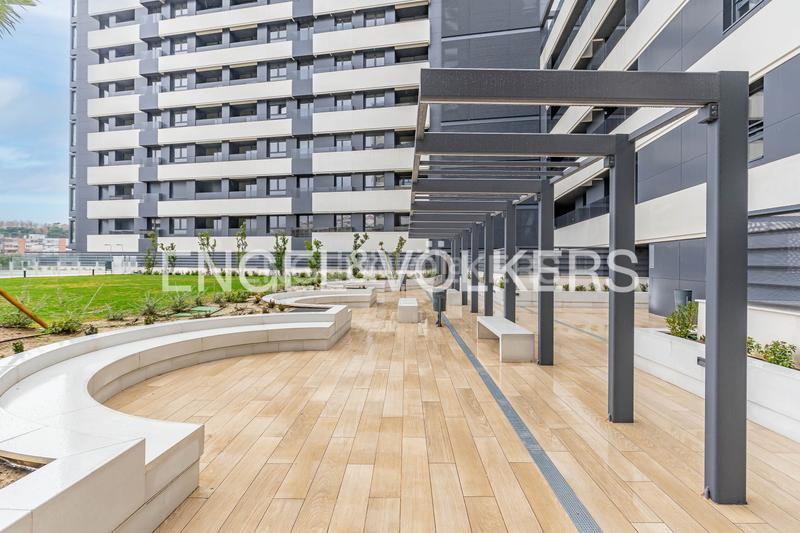 Foto 19957dcd-8716-4b6d-ac61-cc3fda97544b. Alquiler apartamento hermosas vistas en river park en Madrid