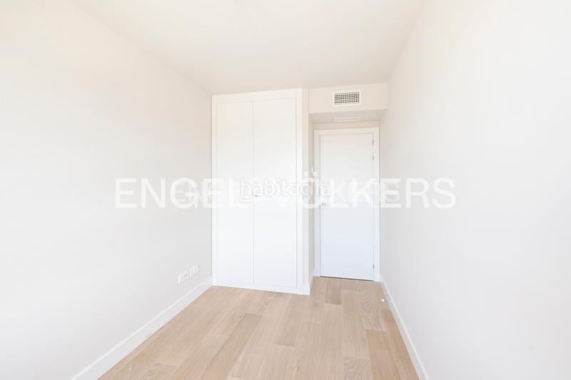 Foto 368d524a-9a5b-4fcc-a9ee-f1ddaa6dc367. Lloguer apartament amb calefacció aparcament piscina a Madrid