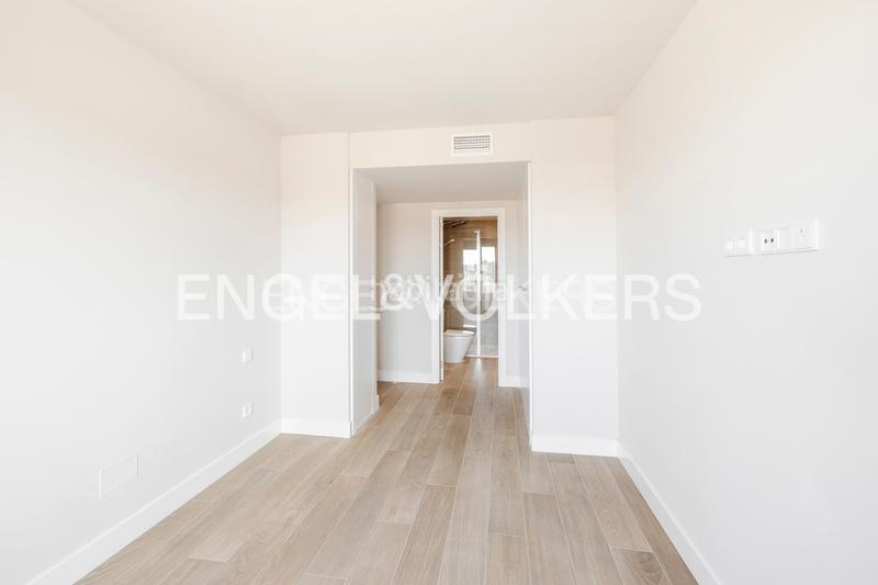 Foto 41e08ac8-58a0-456f-ab42-f63464271c9b. Lloguer apartament amb calefacció aparcament piscina a Madrid