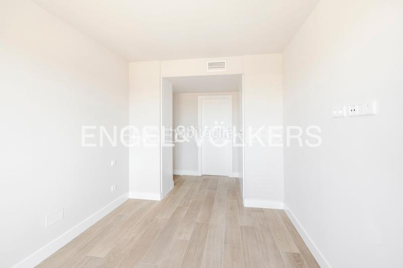 Foto 3b9bbd4b-06d5-4281-b56d-e34c6c874fb9. Location appartement avec chauffage parking piscine dans Madrid