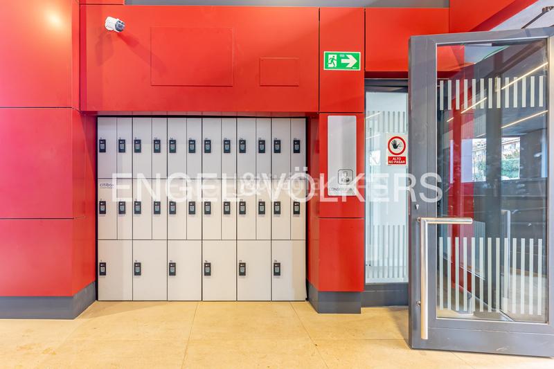 Foto 2e9562d5-fcb1-4f38-b4ef-944359adb08b. Miete appartement mit heizung parking pool in Imperial Madrid