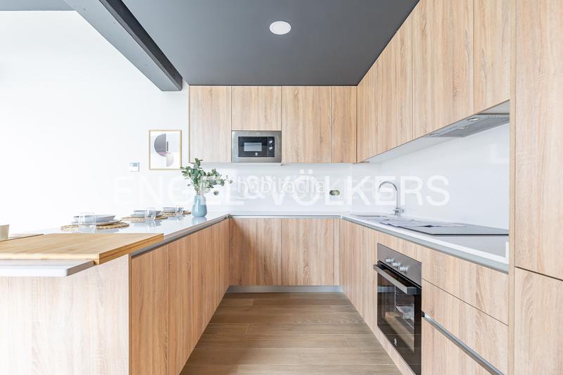 Foto 0d4ce2a0-280d-4429-b40f-6185cb795860. Rent apartment with heating parking pool in Imperial Madrid