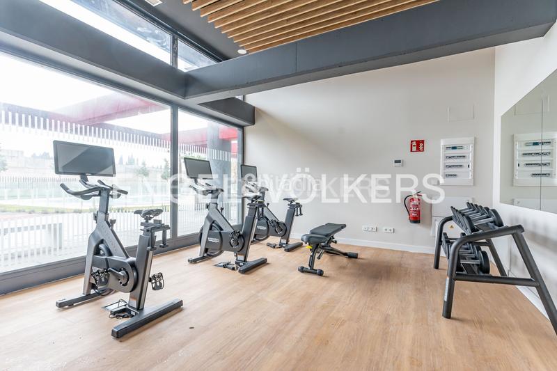 Foto 5e51ba87-b7ff-4bab-9932-d47f518133eb. Rent apartment with heating parking pool in Imperial Madrid