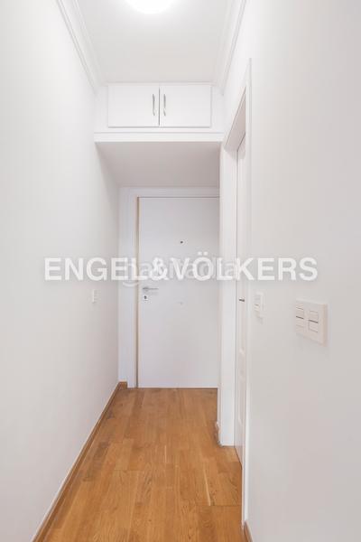 Foto fb86dc76-4524-4e48-ad23-7908ebed7fd9. Alquiler apartamento  exterior con balcones en alquiler en Madrid