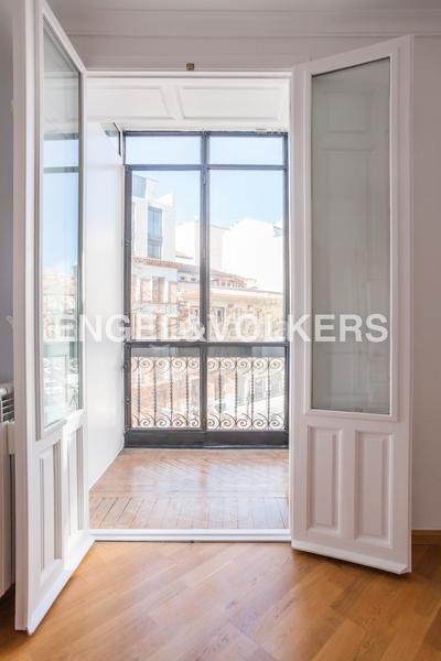 Foto 08214884-3d66-4a7a-8c66-4ccbc5c5195d. Rent apartment with heating in Arapiles Madrid