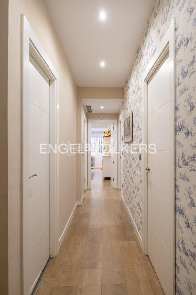 Foto 1acc1887-38fb-4e17-836f-039aad30b6bf. Appartement mit heizung in El Viso Madrid