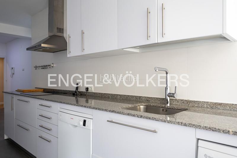 Foto df77ae59-7934-4132-85e1-f0e52a57c43d. Appartement mit heizung in El Viso Madrid