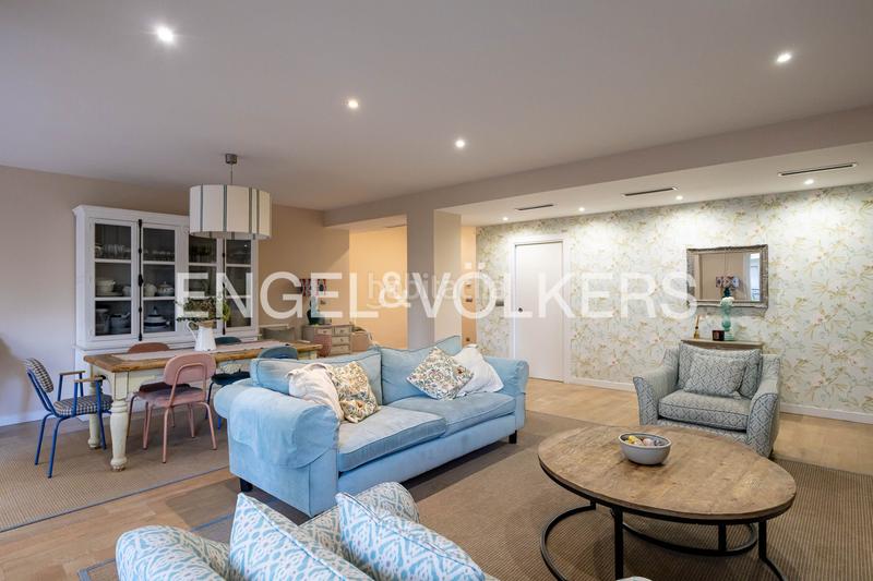 Foto ef3d09f8-c0f6-4551-bbc6-858ef895501a. Appartement mit heizung in El Viso Madrid