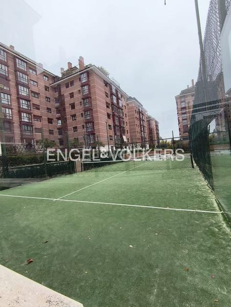 Foto 26880b83-aad0-4f14-93a6-60a98057e79b. Location appartement avec chauffage parking piscine dans Madrid