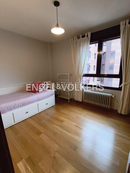 Foto 3c1e8a16-cac6-4019-b679-4576be820181. Location appartement avec chauffage parking piscine dans Madrid