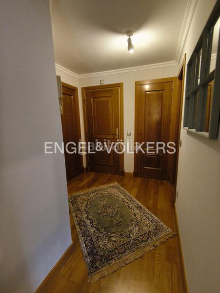 Foto d1a0d21e-4f53-42e6-8079-f0204572021e. Location appartement avec chauffage parking piscine dans Madrid