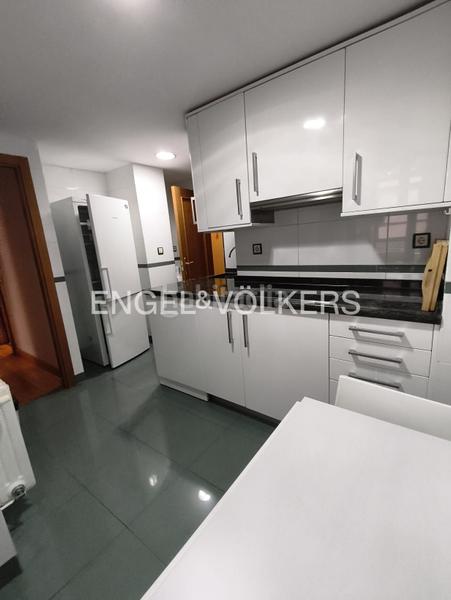 Foto d2af8df5-647c-40de-b5f6-683cb42934ff. Location appartement avec chauffage parking piscine dans Madrid