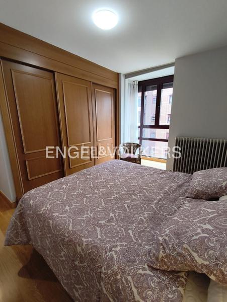 Foto eb57efac-c951-4b4a-b9af-3f46ffc2935a. Location appartement avec chauffage parking piscine dans Madrid