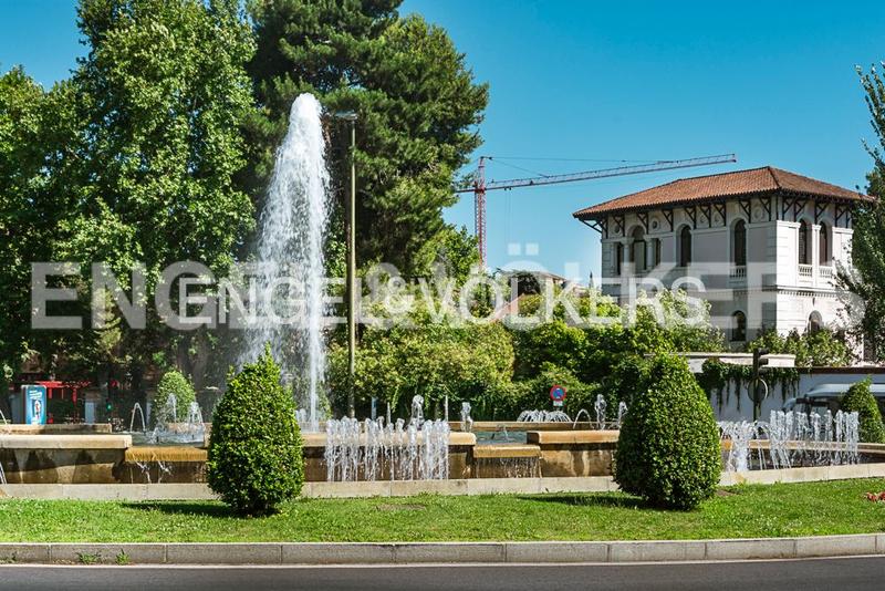 Foto c0c17b49-8f04-4b1a-818d-c558290e1ec1. Rent apartment with heating parking pool in Pinar del Rey Madrid