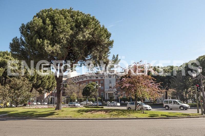 Foto cc1e4d3e-9f1e-4a13-9c2b-688c8fc9d8a5. Location appartement avec chauffage dans Recoletos Madrid