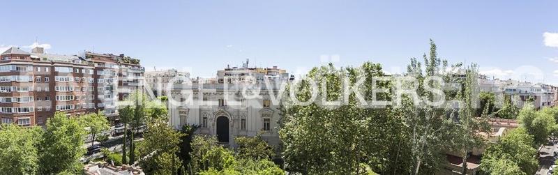 Foto 2df7ad90-93c5-4fab-a355-4d9b830f50cd. Rent apartment with heating in Recoletos Madrid