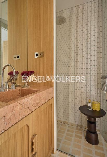 Foto 9c67300c-a4af-4213-b89e-dd8f68d47bba. Rent apartment with heating in El Viso Madrid