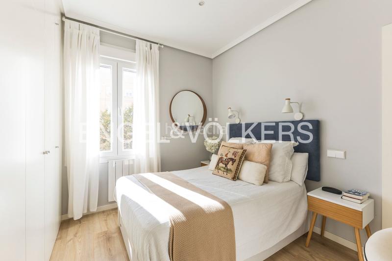 Foto f575c486-3b0f-41e2-a387-7a7404beac67. Apartament amb calefacció a Hispanoamérica-Bernabéu Madrid
