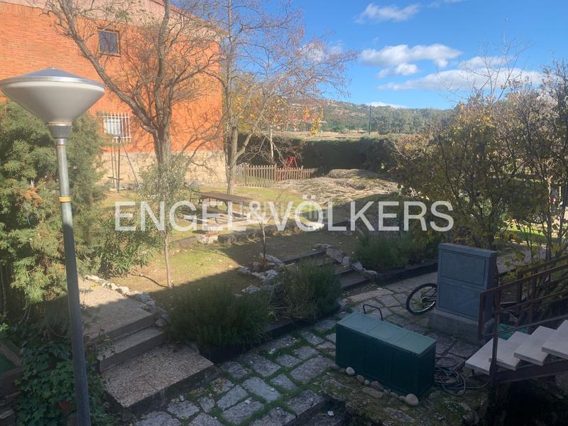 Foto dc696914-e041-400e-bb44-275642f65ce6. Lloguer apartament amb calefacció a Hoyo de Manzanares