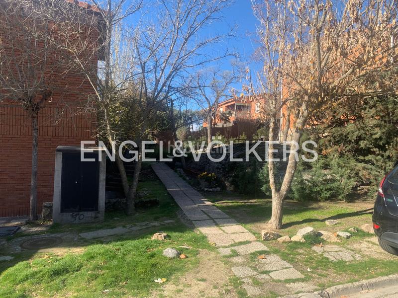 Foto dee49d3e-723b-42a7-a813-0b2c05bc31cd. Lloguer apartament amb calefacció a Hoyo de Manzanares