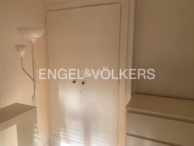 Foto 00da7e97-3e5a-44a0-8fe3-4fea5c7b7561. Rent apartment with heating in Hoyo de Manzanares