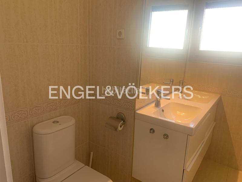 Foto cd8d60d6-3869-420b-ad46-9bc81cd5c49e. Rent apartment with heating in Hoyo de Manzanares