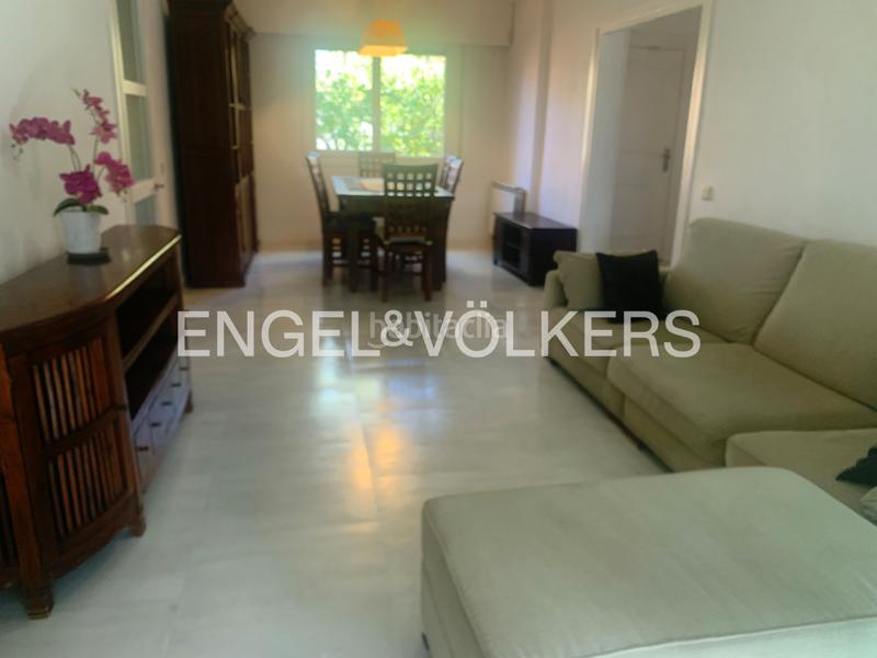 Foto f529e270-ce78-487b-875f-f2dd95265f7c. Rent apartment with heating in Hoyo de Manzanares