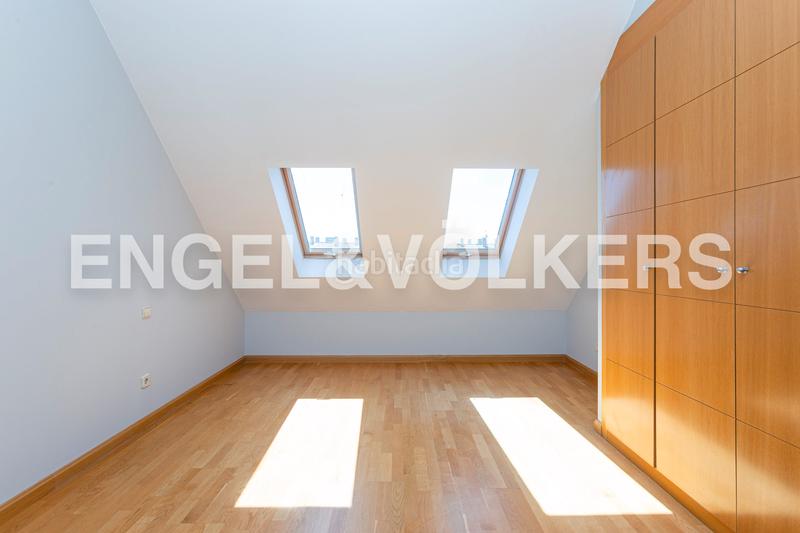 Foto 2cc3e50b-d3bd-426f-8d08-1611253c5147. Alquiler apartamento magnífico ático dúplex en Viñas Viejas en Boadilla del Monte