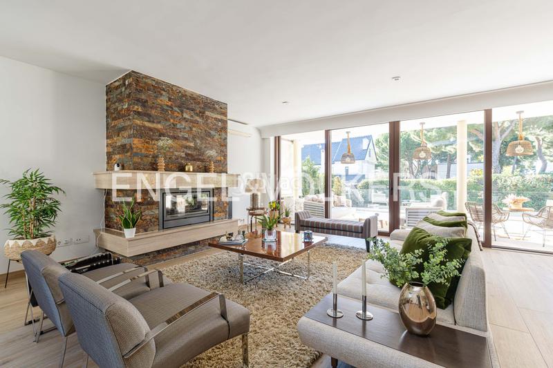 Foto 44015392-8c1d-4433-b43d-bf48f281cc9c. Haus mit heizung parking pool in La Cabaña Pozuelo de Alarcón