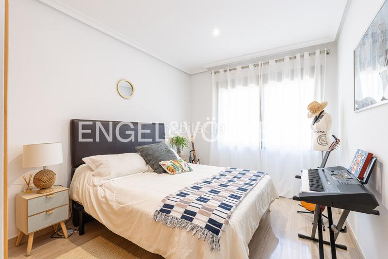 Foto 620e87a9-1444-4666-a02a-be33b159b143. Haus mit heizung parking pool in La Cabaña Pozuelo de Alarcón