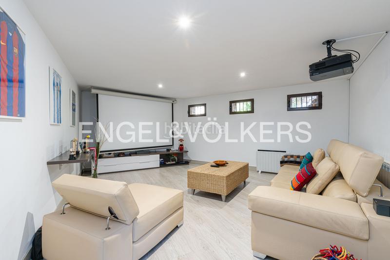 Foto 91212e32-bdb4-49f2-a071-d922a85c4b87. Haus mit heizung parking pool in La Cabaña Pozuelo de Alarcón