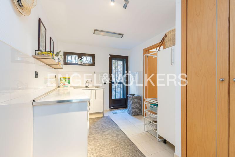 Foto b19cbbd0-727d-41e7-a138-2eaf9817456f. Haus mit heizung parking pool in La Cabaña Pozuelo de Alarcón