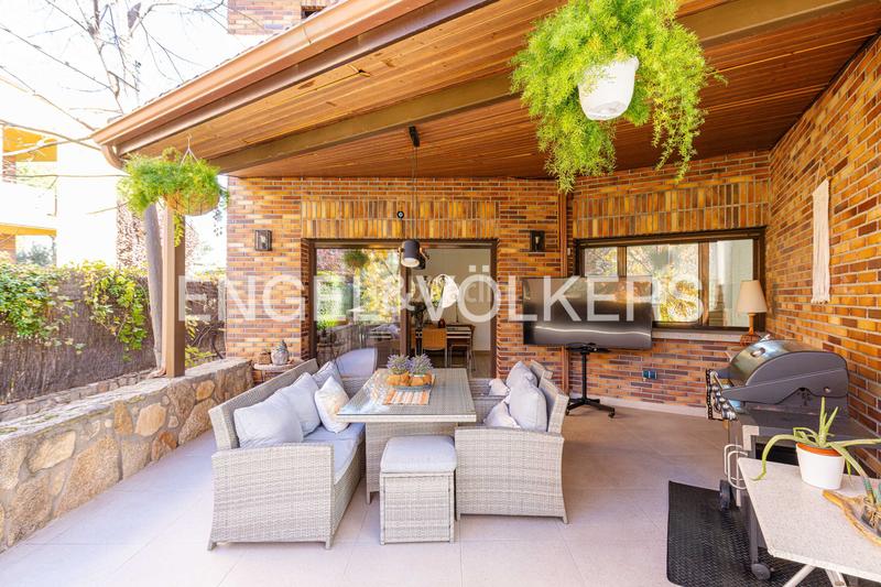 Foto bcbc2f61-3952-4d54-a253-8bb20da615d3. Haus mit heizung parking pool in La Cabaña Pozuelo de Alarcón