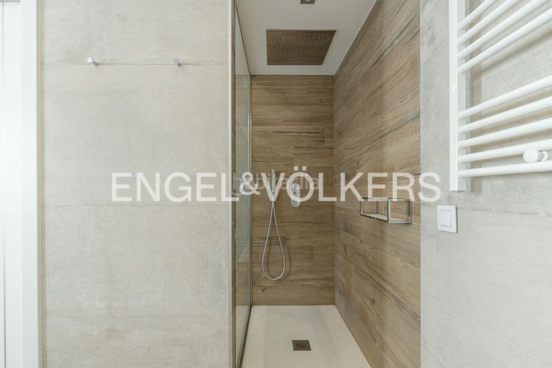 Foto e070c67e-b2f5-42e4-8984-0eb0aa589cc6. Haus mit heizung parking pool in La Cabaña Pozuelo de Alarcón