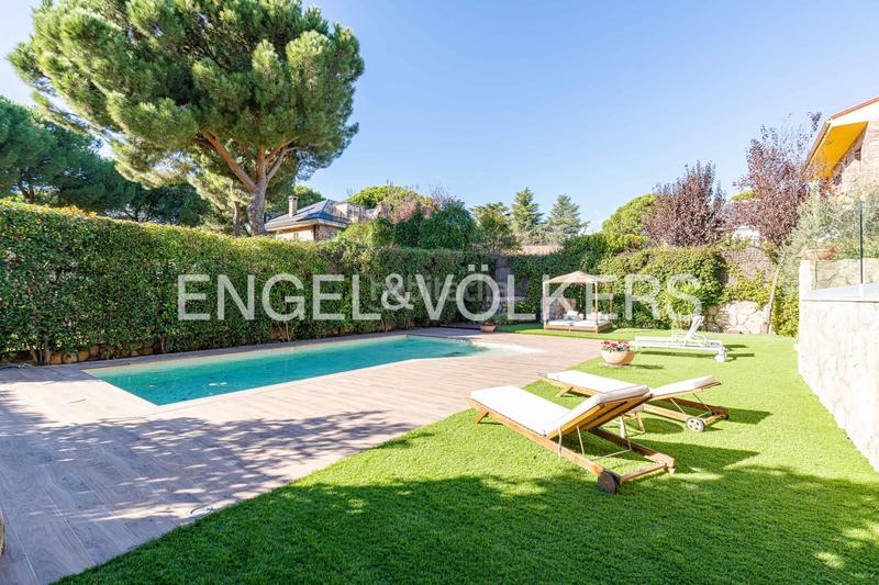 Foto e7a25d35-7bbf-4615-afe8-2ee25c0aa3d5. Haus mit heizung parking pool in La Cabaña Pozuelo de Alarcón