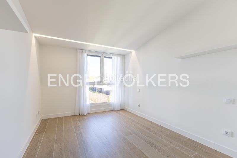 Foto 1201f44e-4b3e-4092-bc50-5eb4954290a0. Affitto casa a schiera con riscaldamento parcheggio piscina in Boadilla del Monte