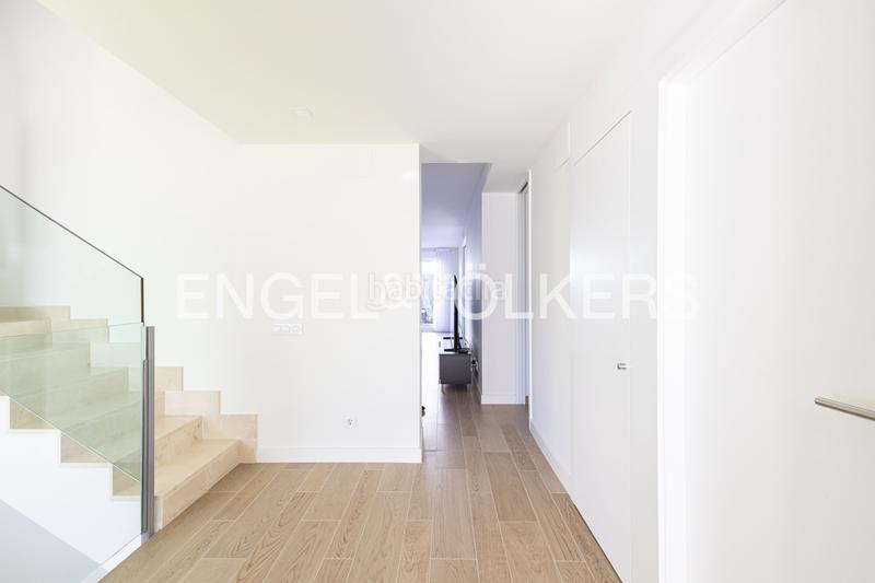 Foto 438d43e1-decb-406d-9661-0b7ecd374e7c. Affitto casa a schiera con riscaldamento parcheggio piscina in Boadilla del Monte