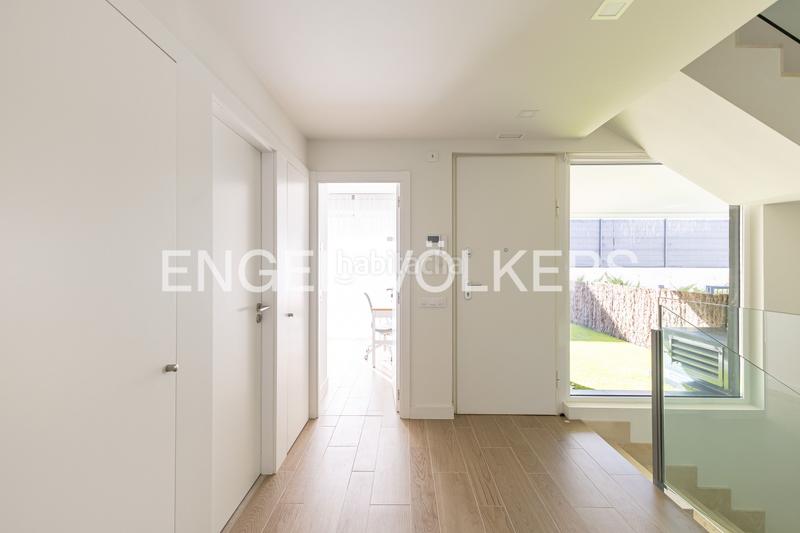 Foto ffb9af12-6517-4707-89b5-7e11c0ef4cd3. Affitto casa a schiera con riscaldamento parcheggio piscina in Boadilla del Monte