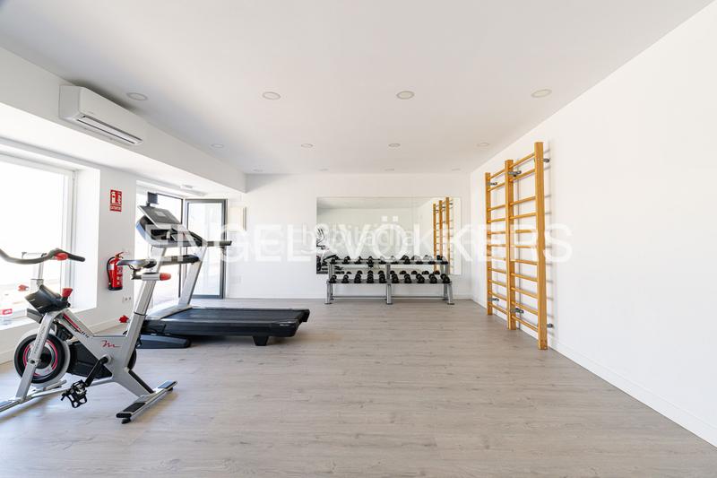 Foto 86bc9974-19e5-45af-bcc4-bf193f533e02. Lloguer casa adossada amb calefacció aparcament piscina a Boadilla del Monte